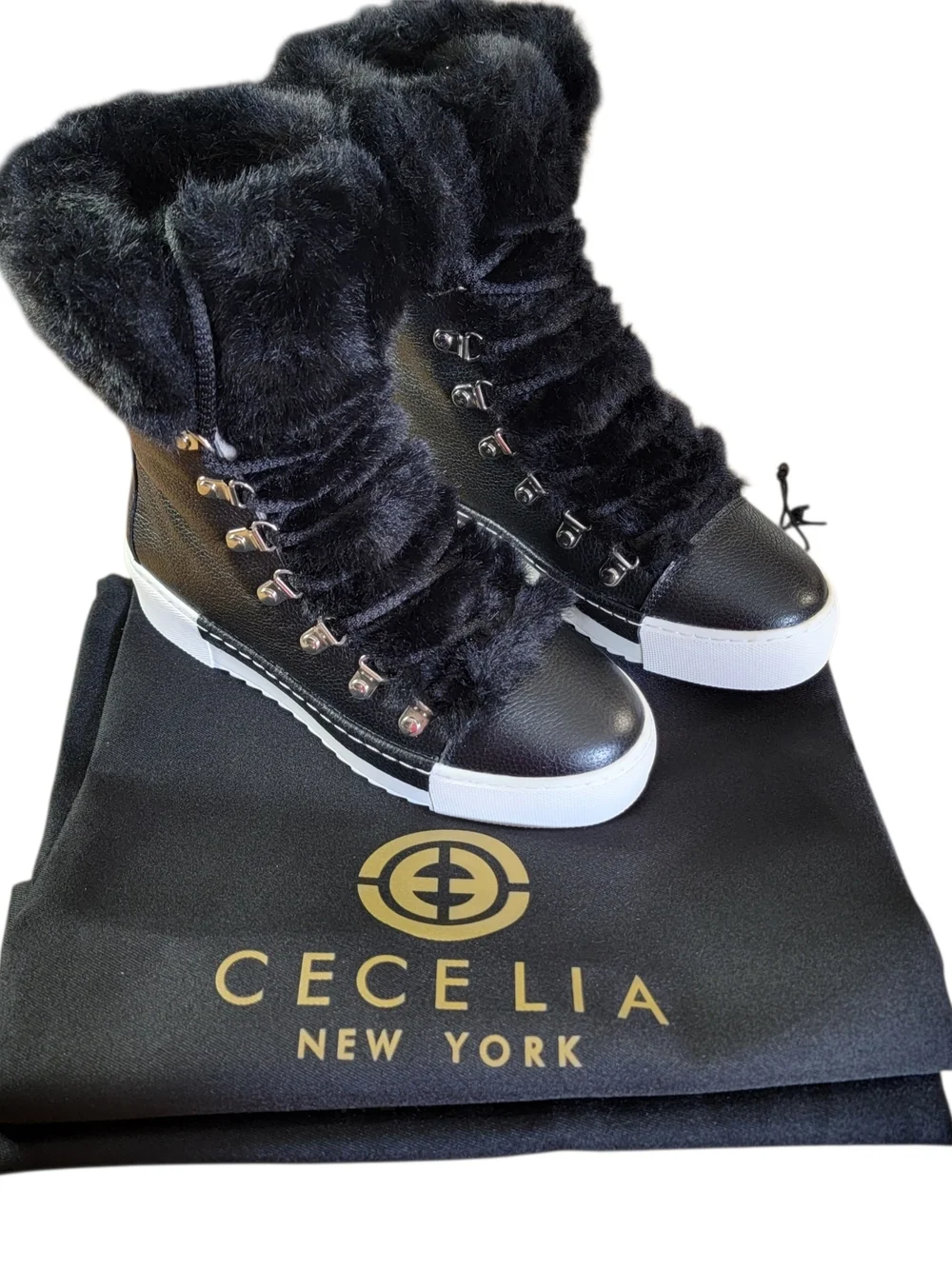CECILIA NEW YORK Black Fur-Trim Platform Boot